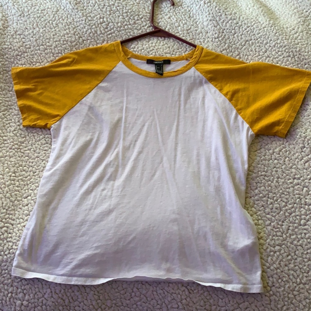 tee shirt